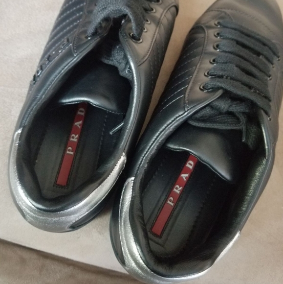 Authentic Prada Sneakers, size 38.5 / size 6 men - Picture 7 of 11